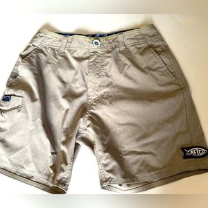 AFTCO youth cloudburst shorts size 24